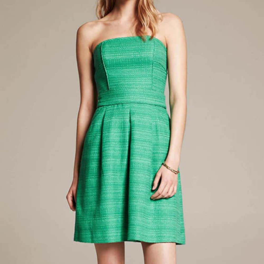 🎉HP🎉 BANANA REPUBLIC STRAPLESS DRESS GREEN SZ 6